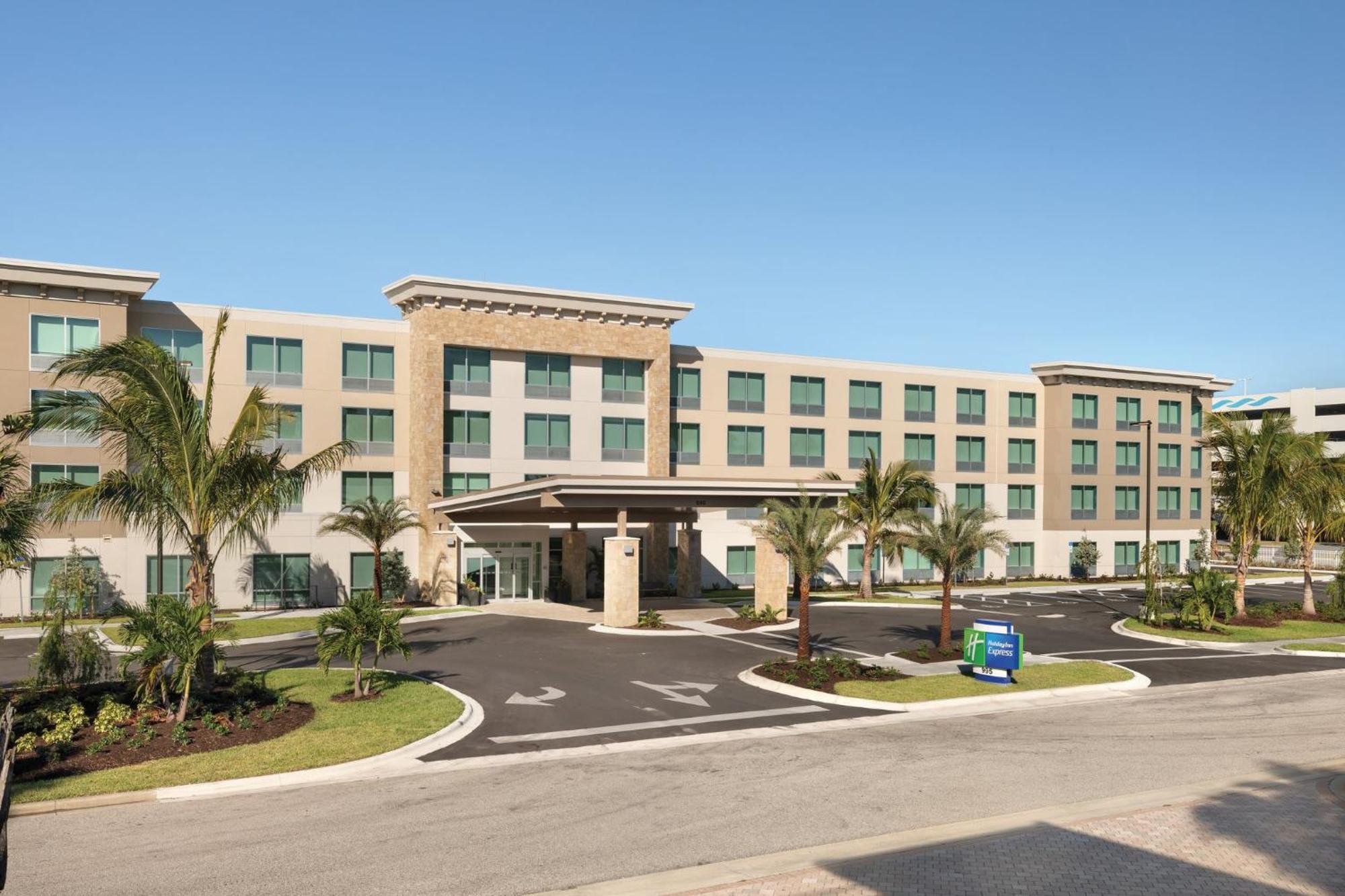 Holiday Inn Express Cape Canaveral By Ihg Kültér fotó